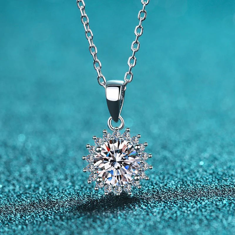 3CT Flower Pendant Necklace