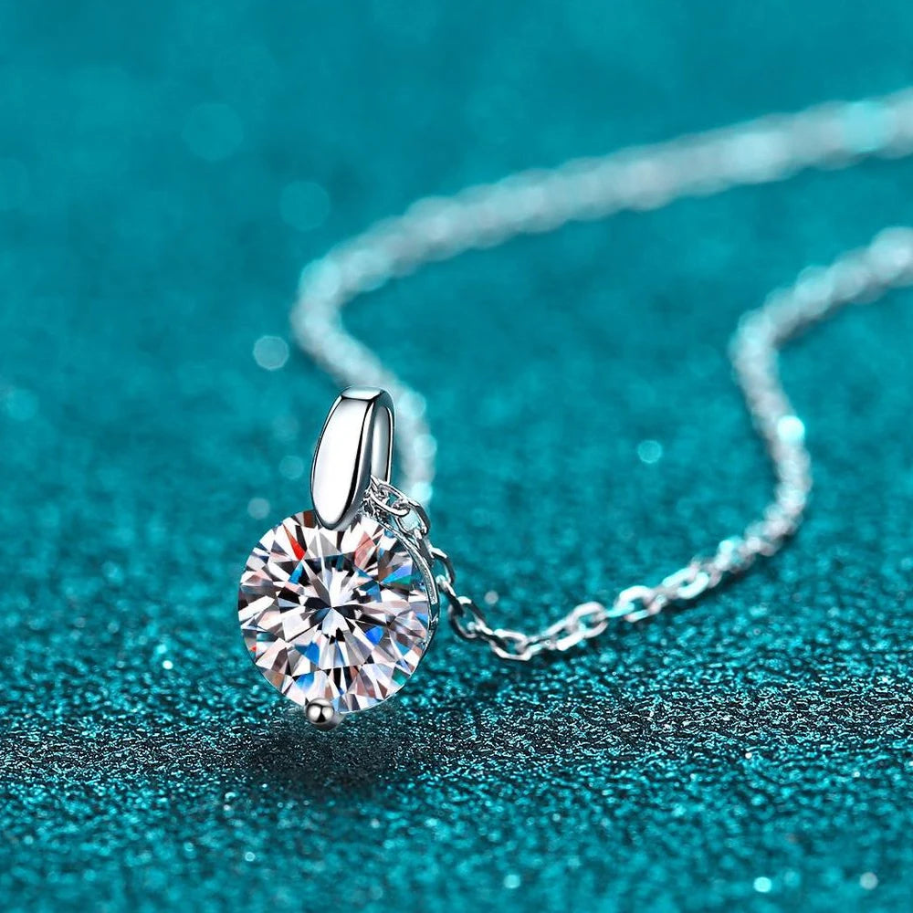 2CT D VVS1 Diamond Pendant Necklace