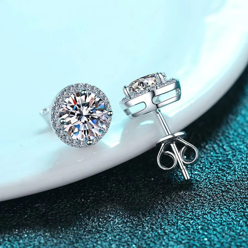 0,5 CT Classic Stud Earrings