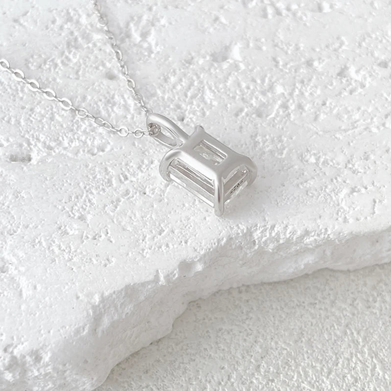 D VVS1 Radiant Pendant Necklace