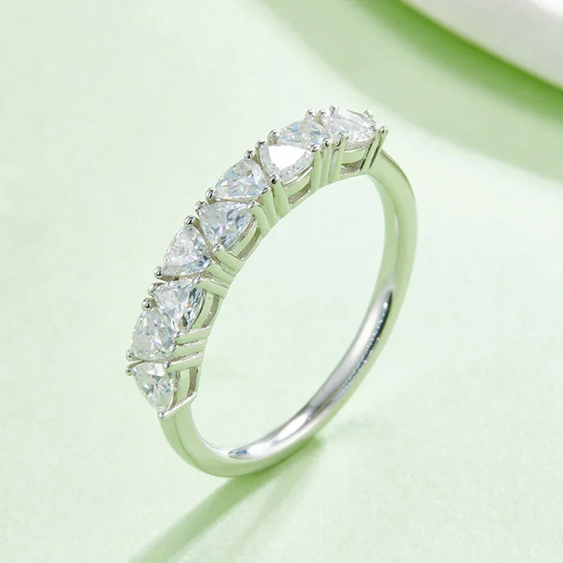 Full Triangle Ring