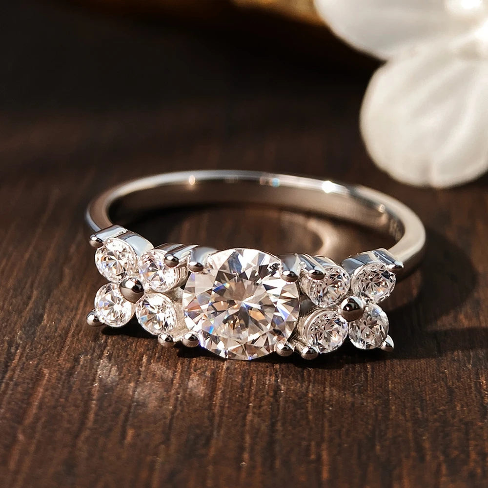 1 CT D VVS1 Engagement Ring