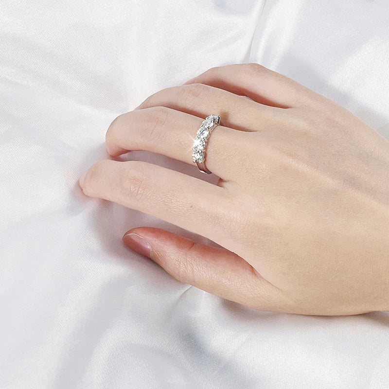 1.5 CT Ring 4mm Stone