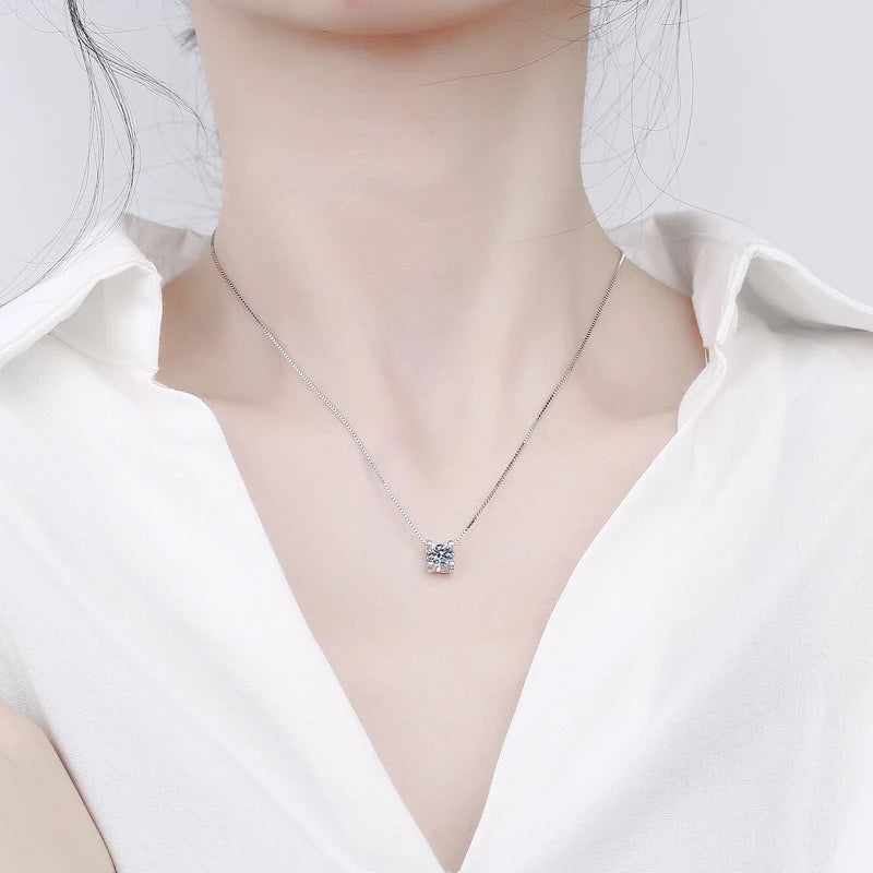 2CT Pendant Necklace