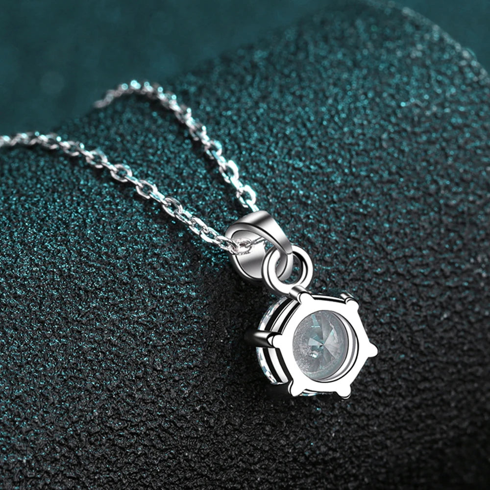 2CT Round Brilliant Necklace