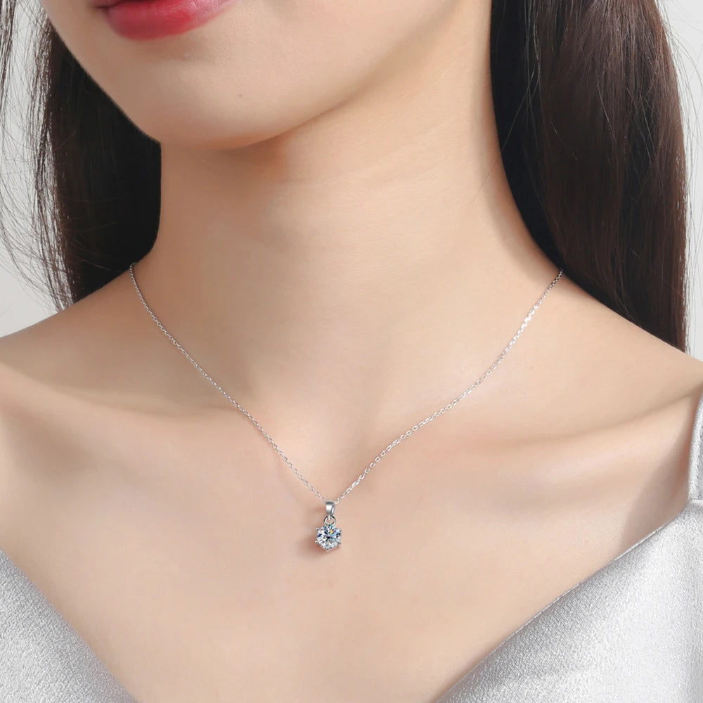 2CT Round Brilliant Necklace