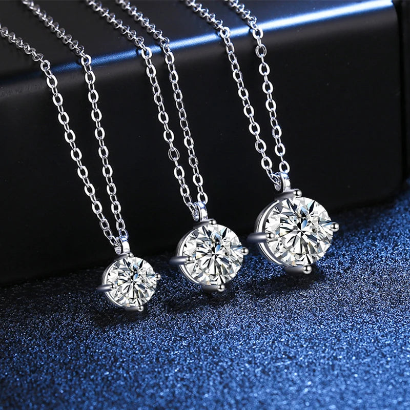 0,5-2CT D VVS1 Pendant Necklace