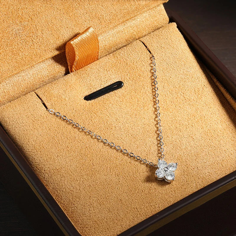0.4ct Pendant Necklace