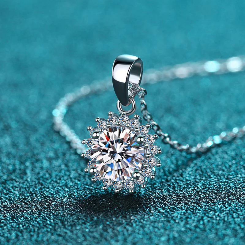 3CT Flower Pendant Necklace