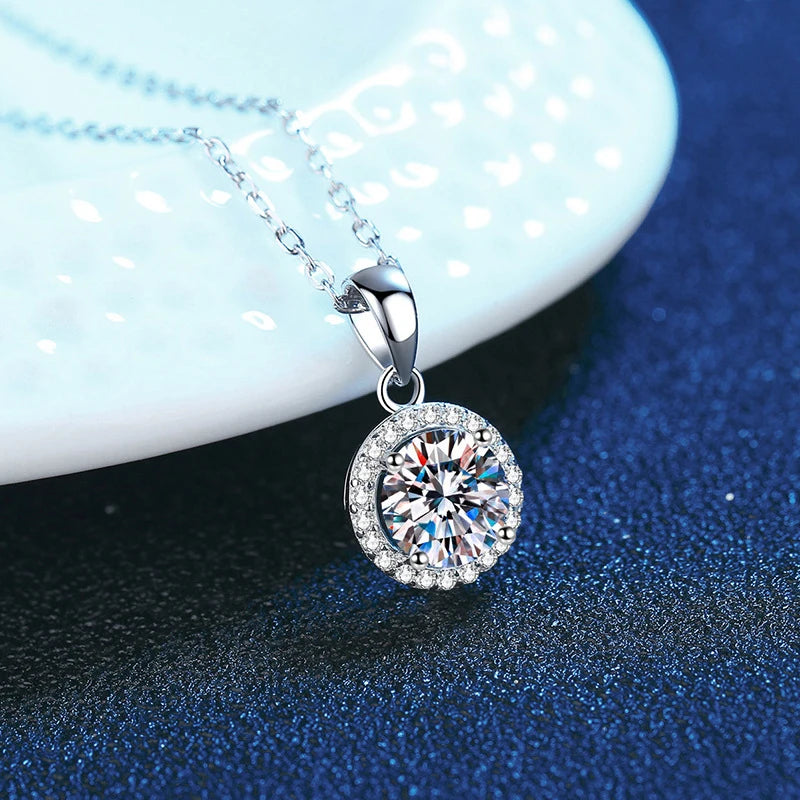 0,5 CT Necklace
