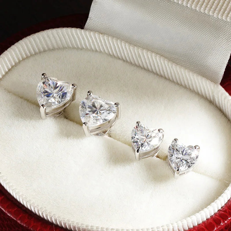 1CT D VVS1 Heart Earrings