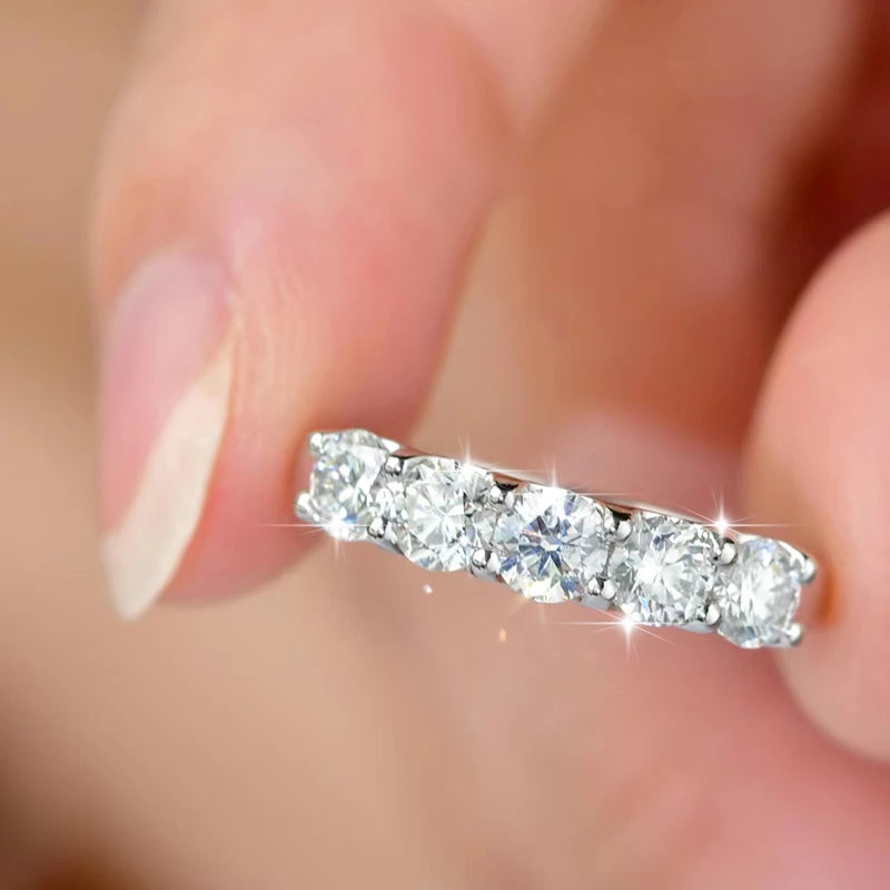 1,5 CT 5 Stone Ring