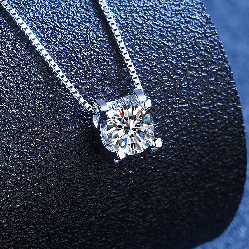 2CT Pendant Necklace