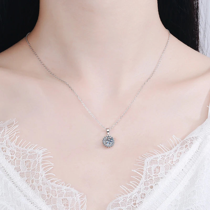 3CT Flower Pendant Necklace