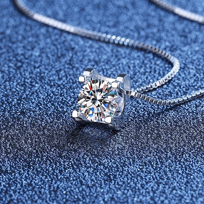 2CT Pendant Necklace