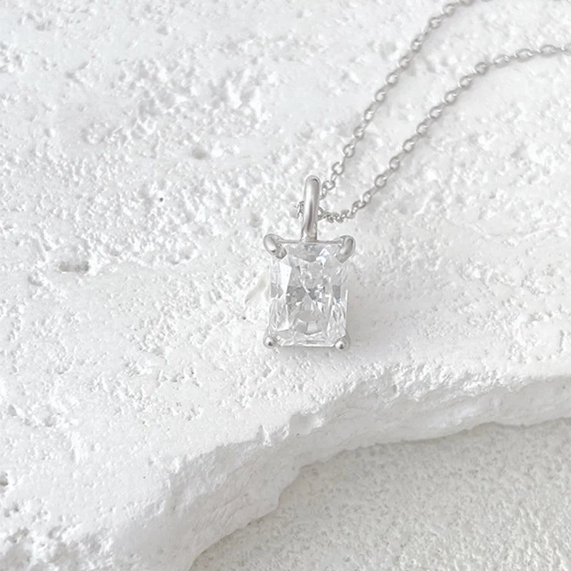 D VVS1 Radiant Pendant Necklace