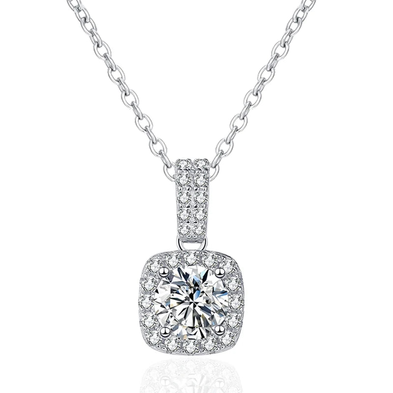 1CT D VVS1 Pendant Necklace