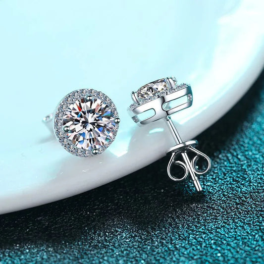 0,5 CT Classic Stud Earrings