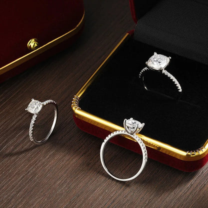 3 CT D VVS1 Cushion Ring