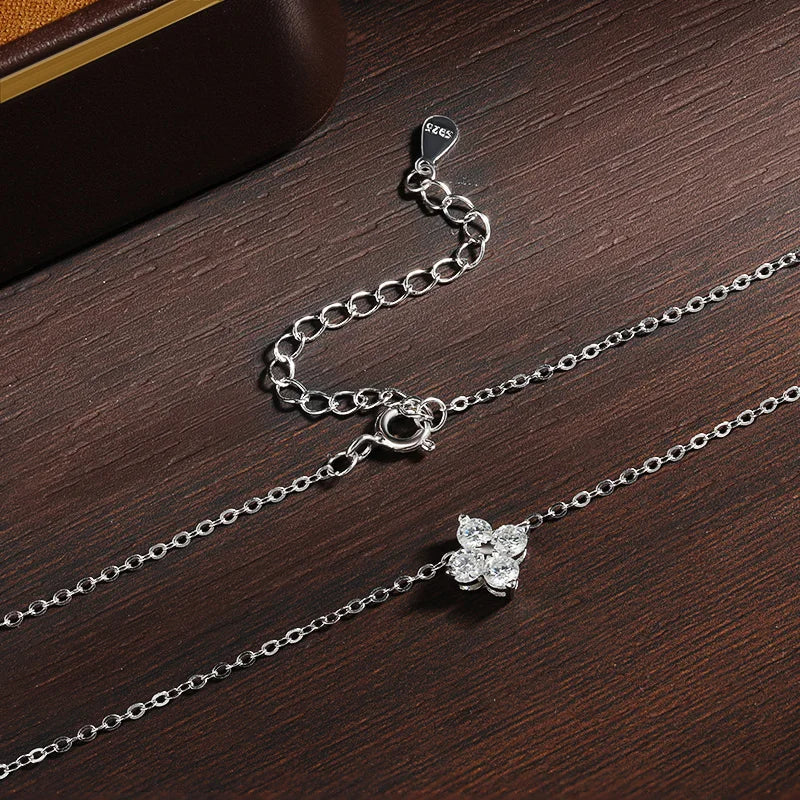 0.4ct Pendant Necklace