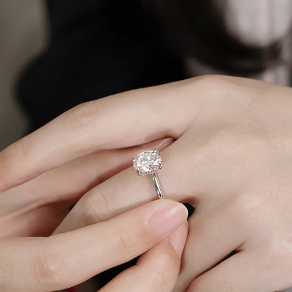 2 CT D VVS1 Oval Ring 4-Prong Setting
