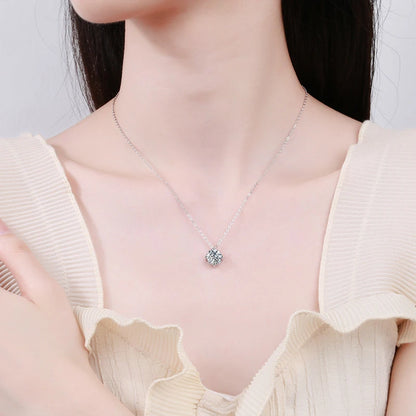 0,5-2CT D VVS1 Pendant Necklace