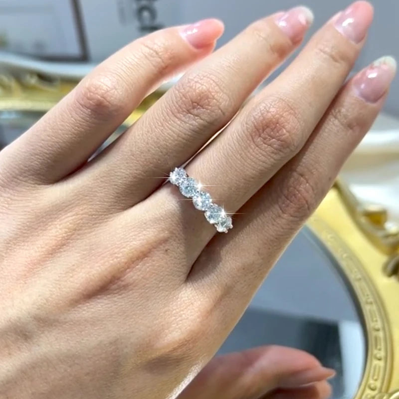 1,5 CT 5 Stone Ring