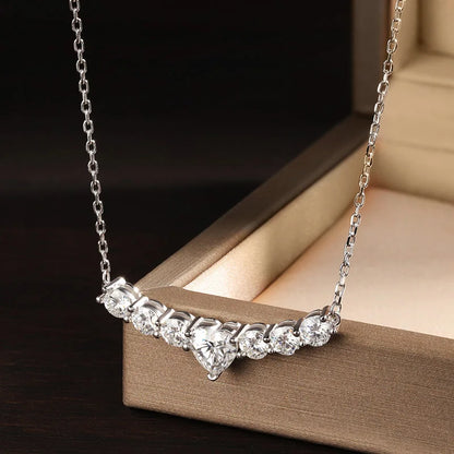 2,8 CT D VVS1 Heart Pendant Necklace