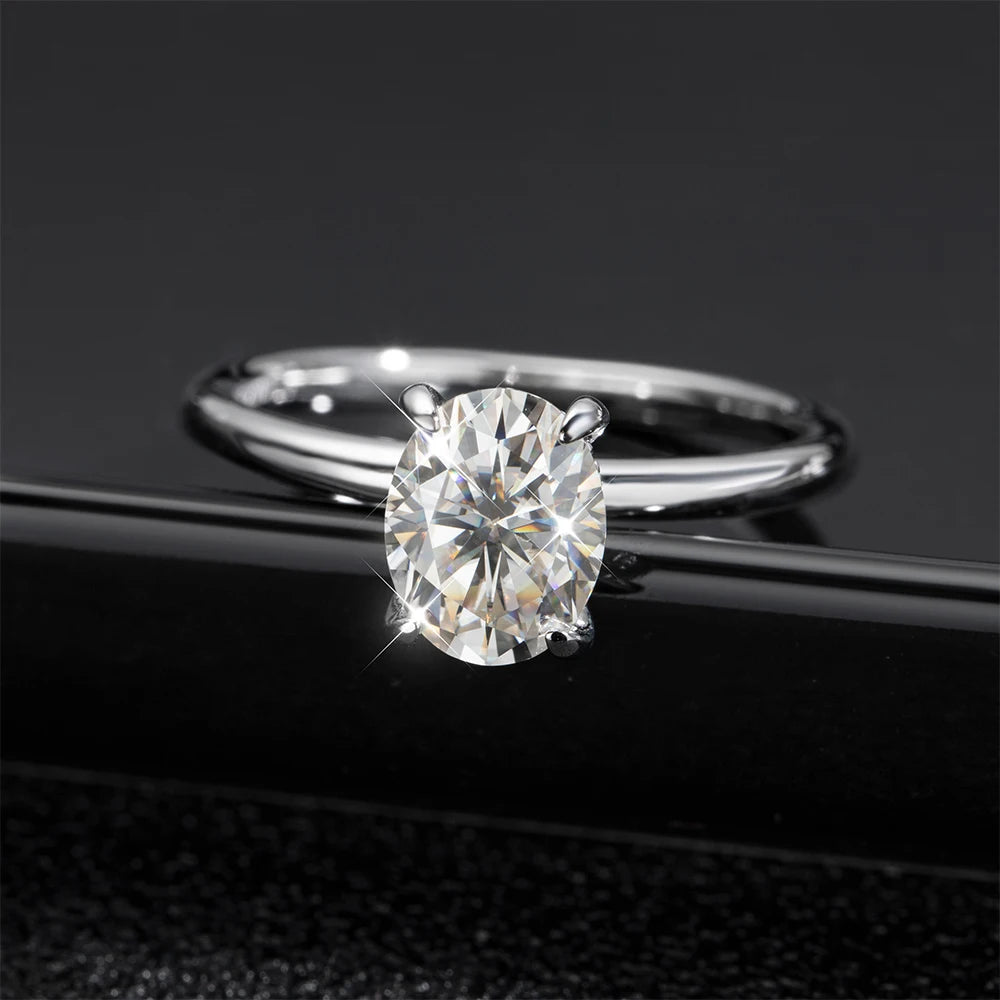 2 CT D VVS1 Oval Ring 4-Prong Setting