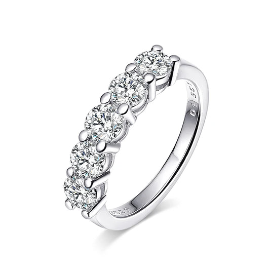 1.5 CT Ring 4mm Stone