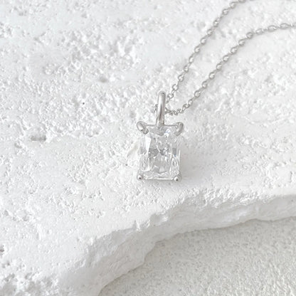 D VVS1 Radiant Pendant Necklace