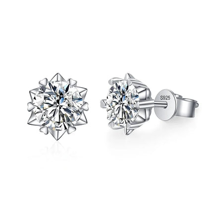 0,5 CT Snowflake Stud Earrings