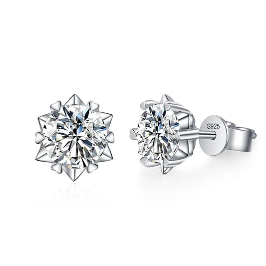 0,5 CT Snowflake Stud Earrings