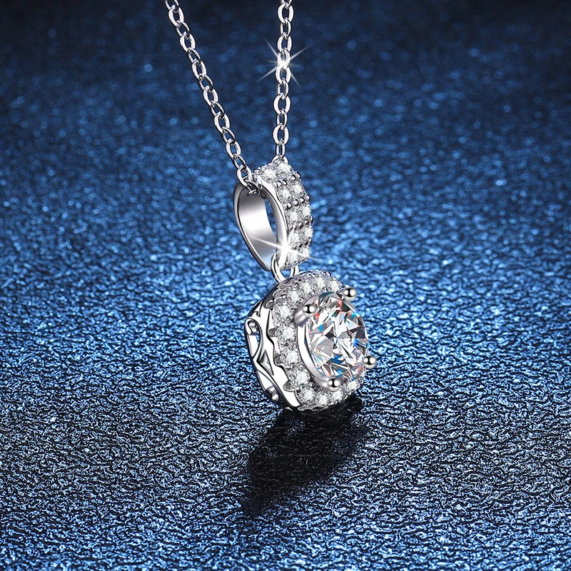 1CT D VVS1 Pendant Necklace