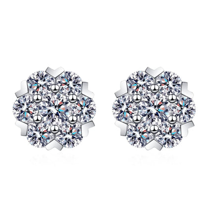 1,6 CT Diamond Flower Earrings