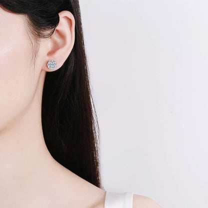 1,6 CT Diamond Flower Earrings